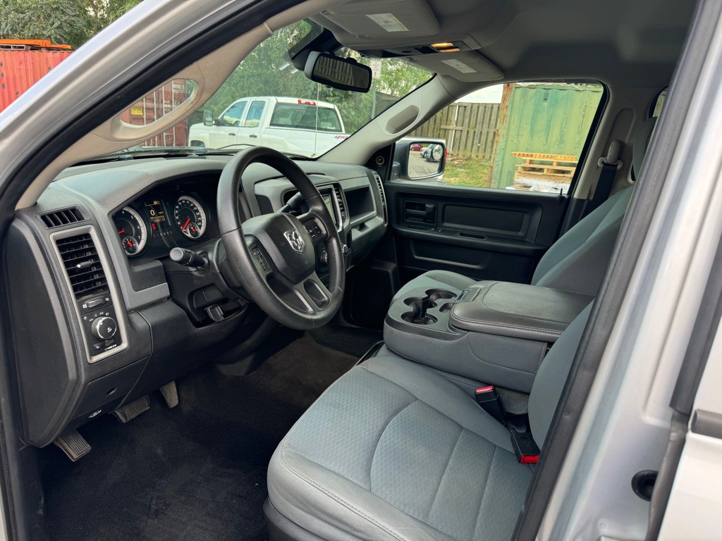 2014 RAM 1500 Image 9