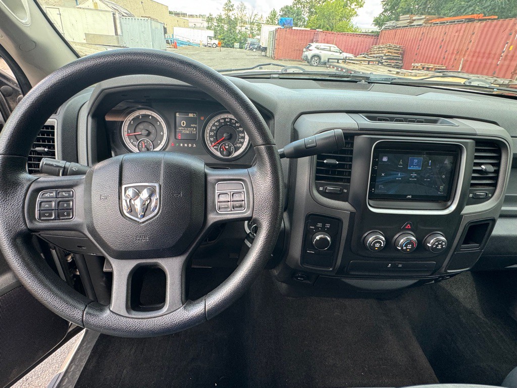 2014 RAM 1500 Image 11