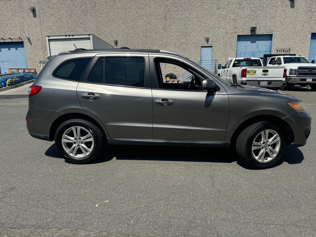 2011 Hyundai Santa Fe Image 6