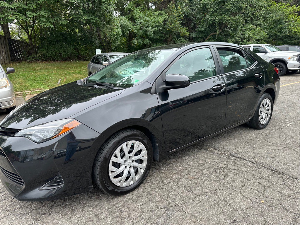 2019 Toyota Corolla Image 3