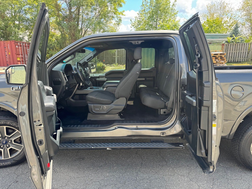 2016 Ford F-150 Image 9