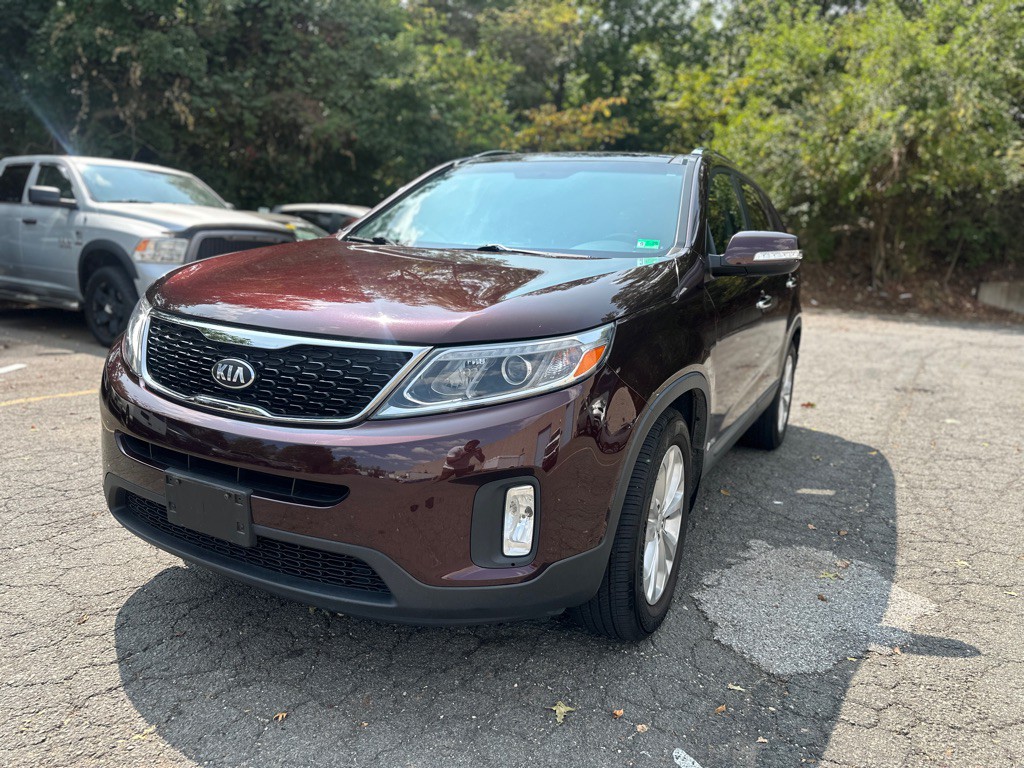 2014 Kia Sorento Image 1