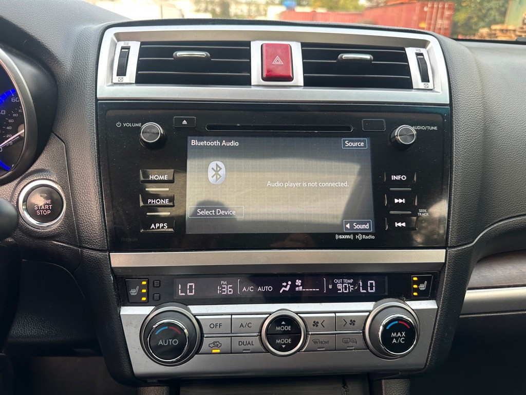 2017 Subaru Outback Image 12