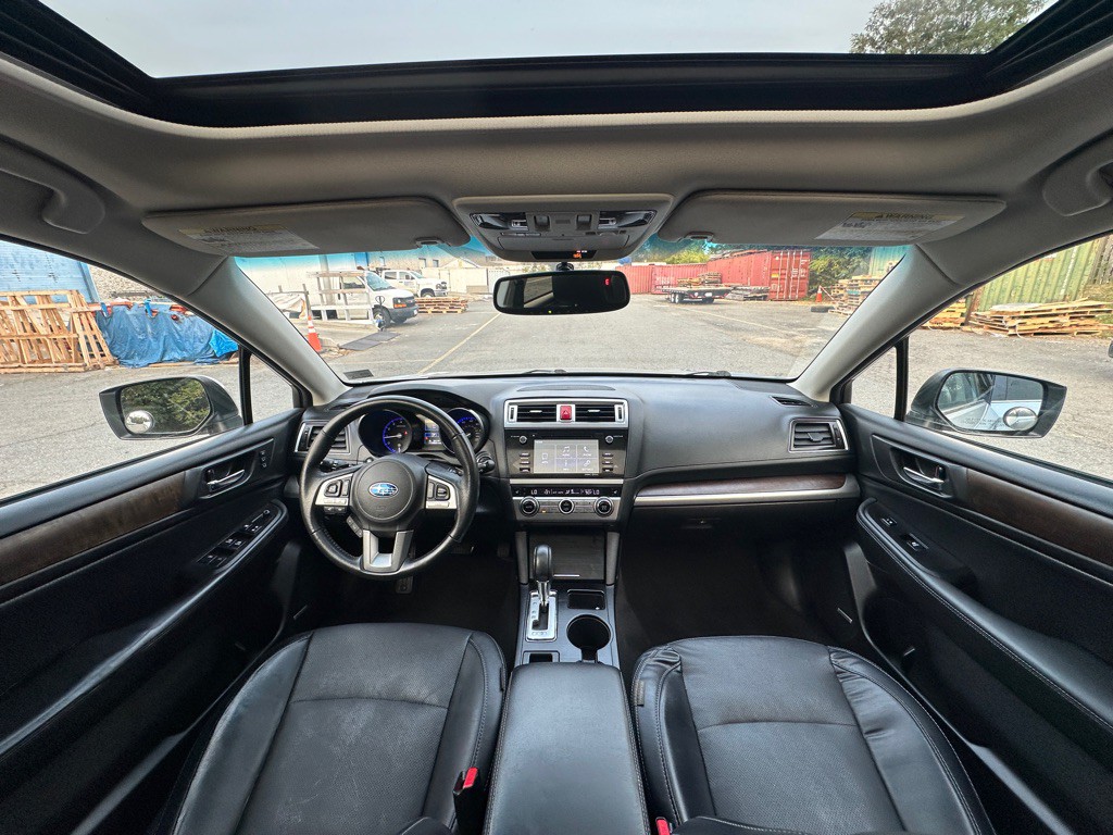 2017 Subaru Outback Image 16