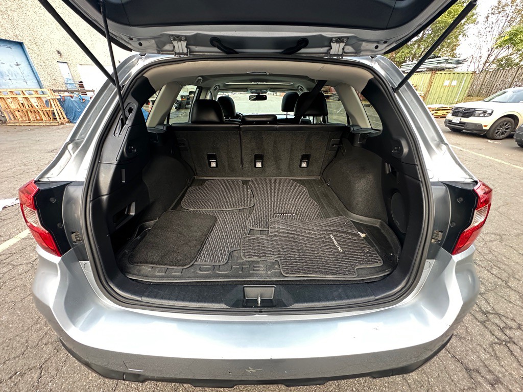 2017 Subaru Outback Image 19