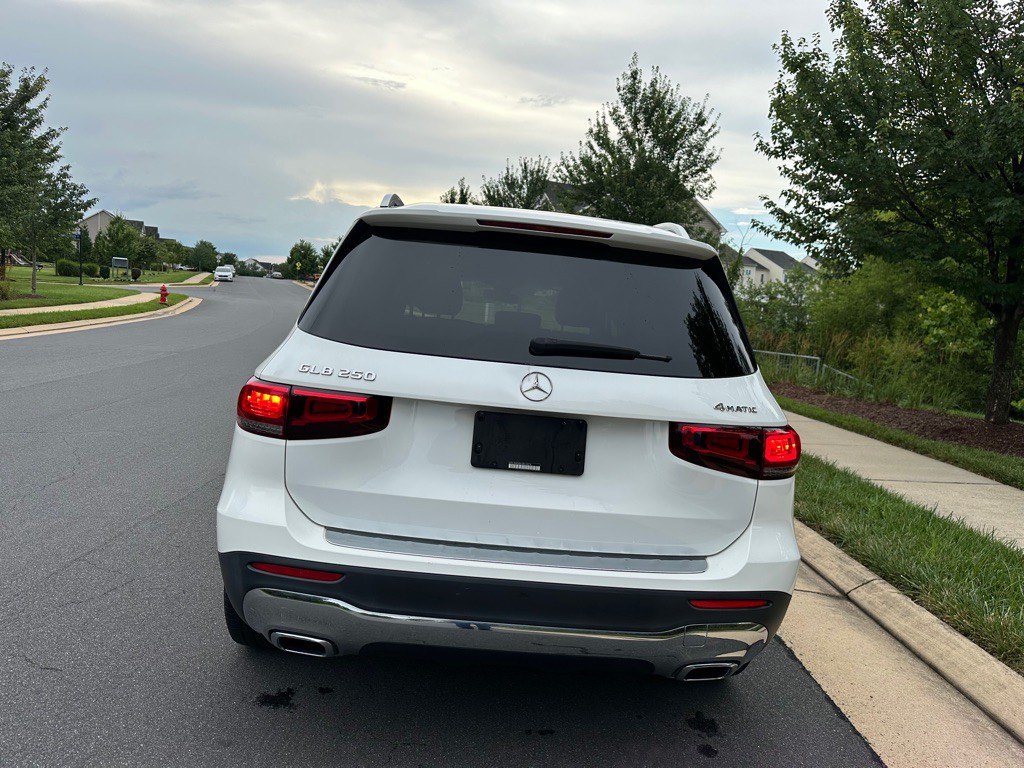 2020 Mercedes-Benz GLB Image 6