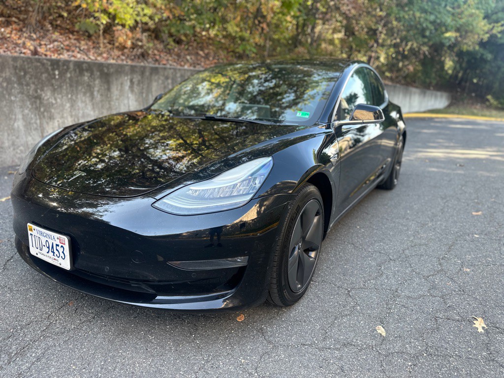 2019 Tesla Model 3 Image 1