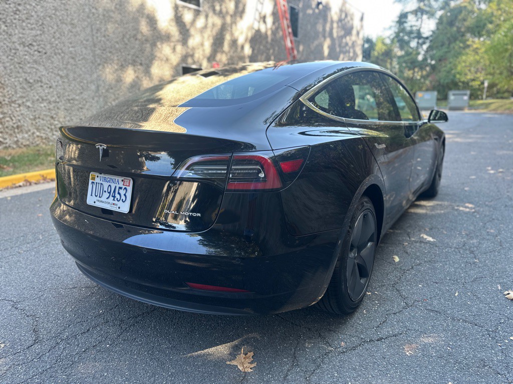 2019 Tesla Model 3 Image 4