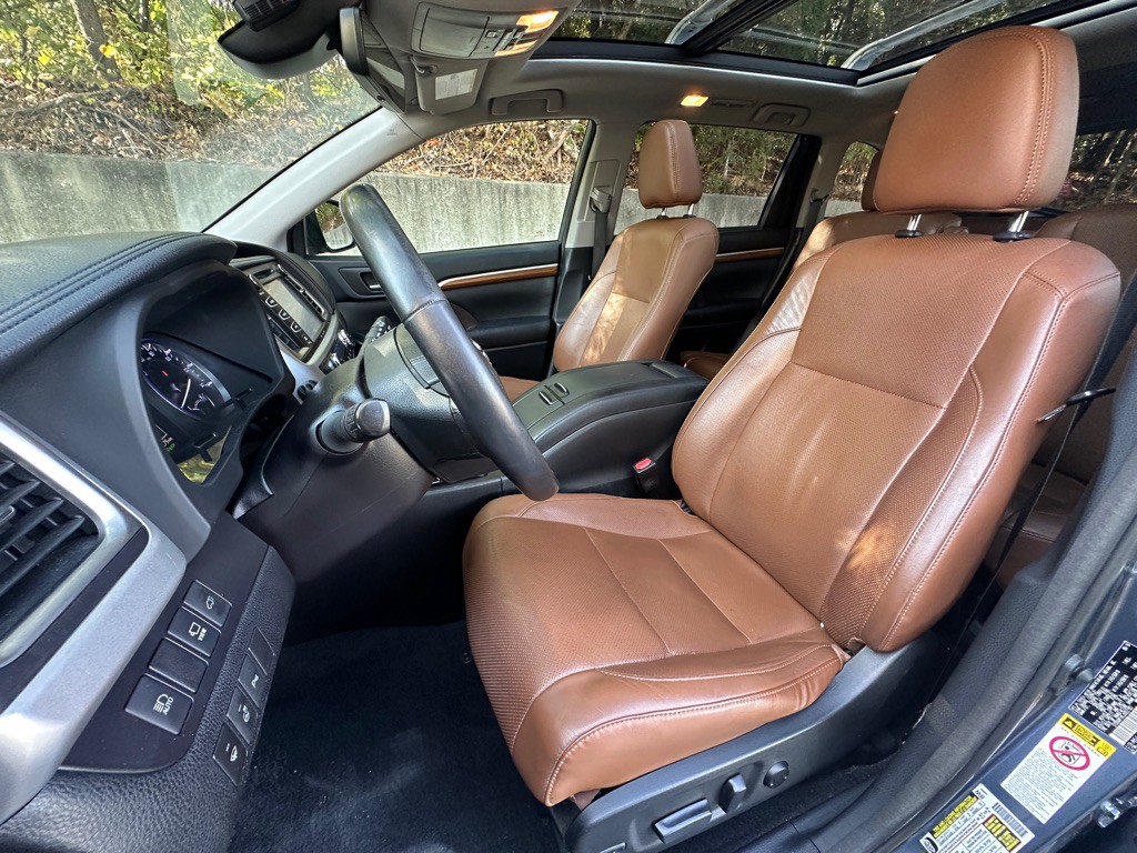 2018 Toyota Highlander Image 7