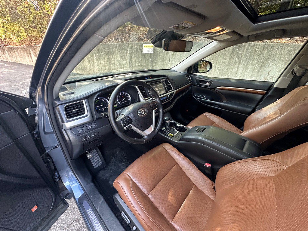 2018 Toyota Highlander Image 8
