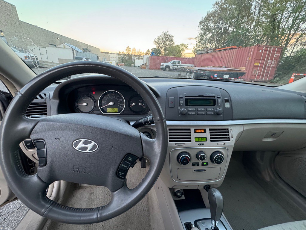2006 Hyundai Sonata Image 12