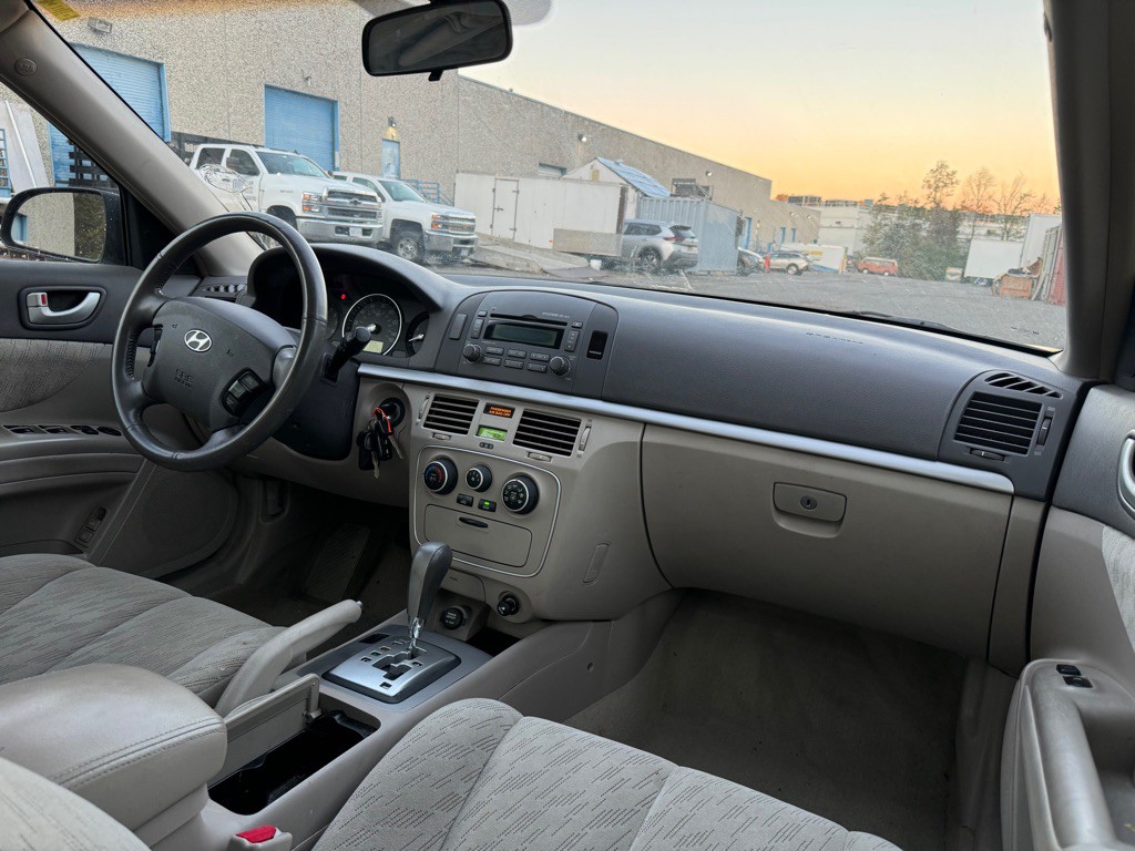 2006 Hyundai Sonata Image 16