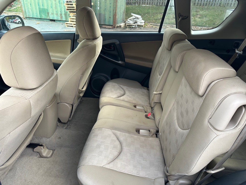 2010 Toyota Rav4 Image 10