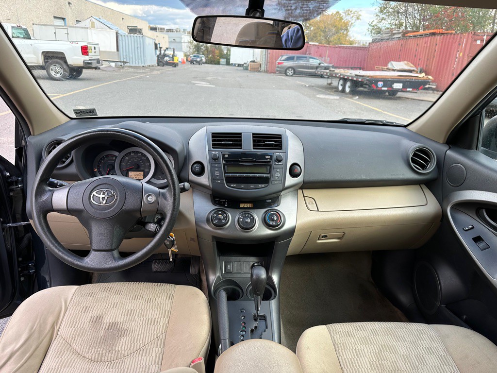 2010 Toyota Rav4 Image 11