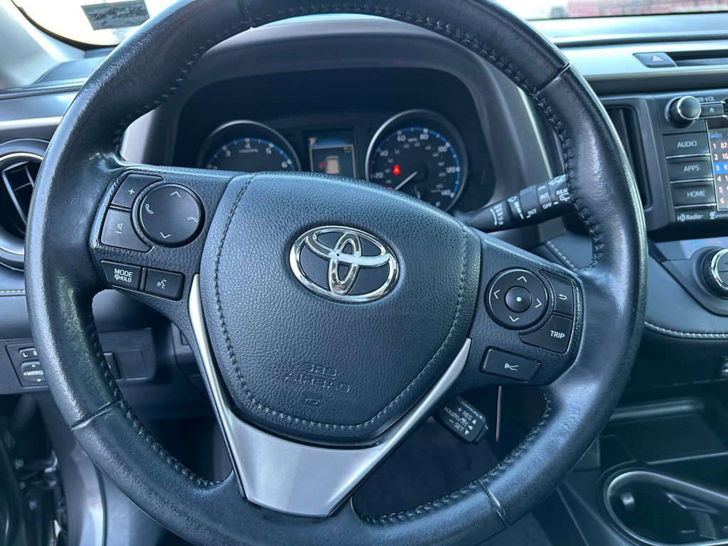 2017 Toyota Rav4 Image 15