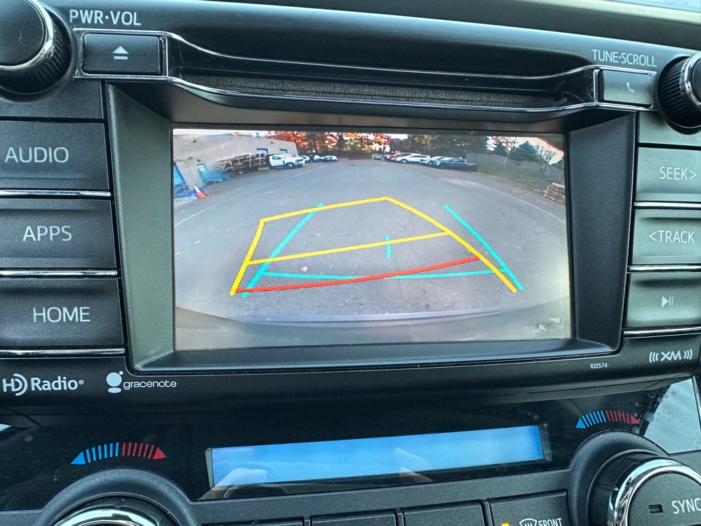 2017 Toyota Rav4 Image 17