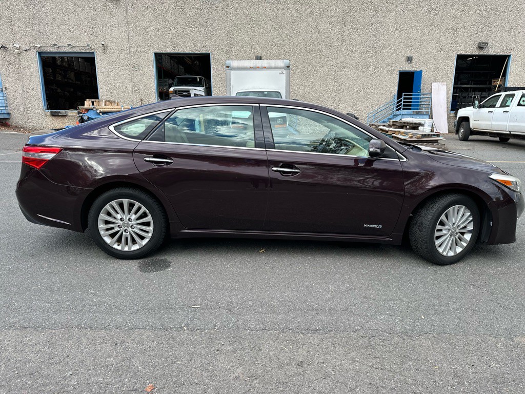 2013 Toyota Avalon Image 4