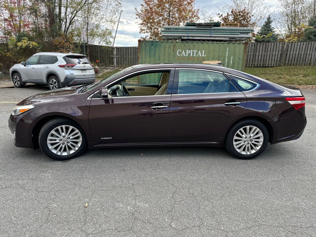 2013 Toyota Avalon Image 8
