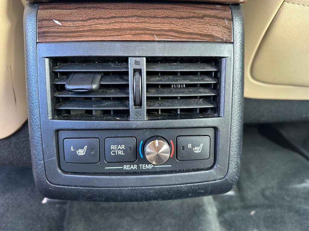 2013 Toyota Avalon Image 10