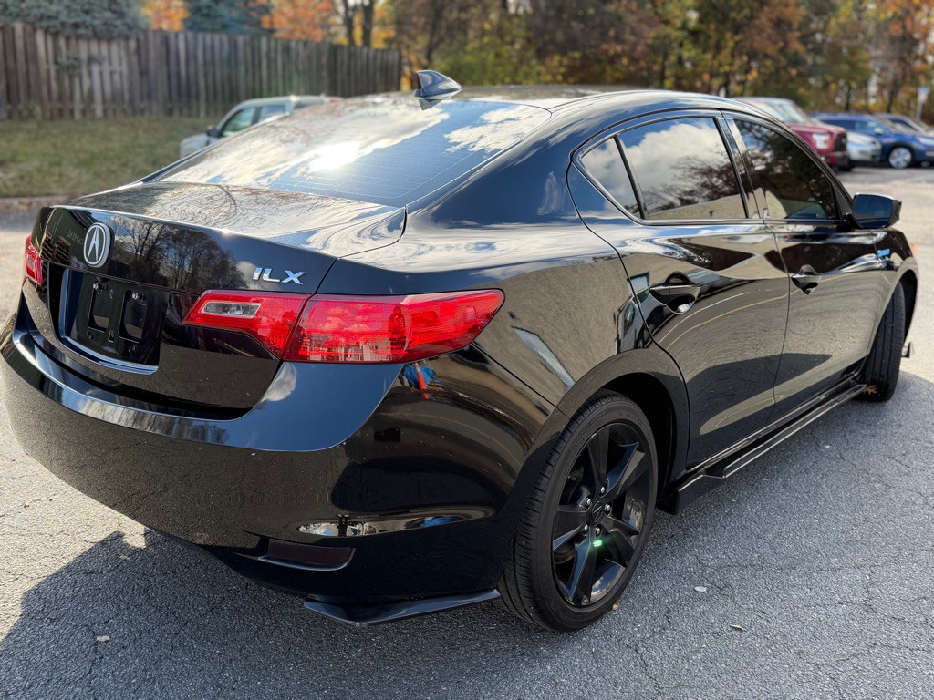 2013 Acura ILX Image 6