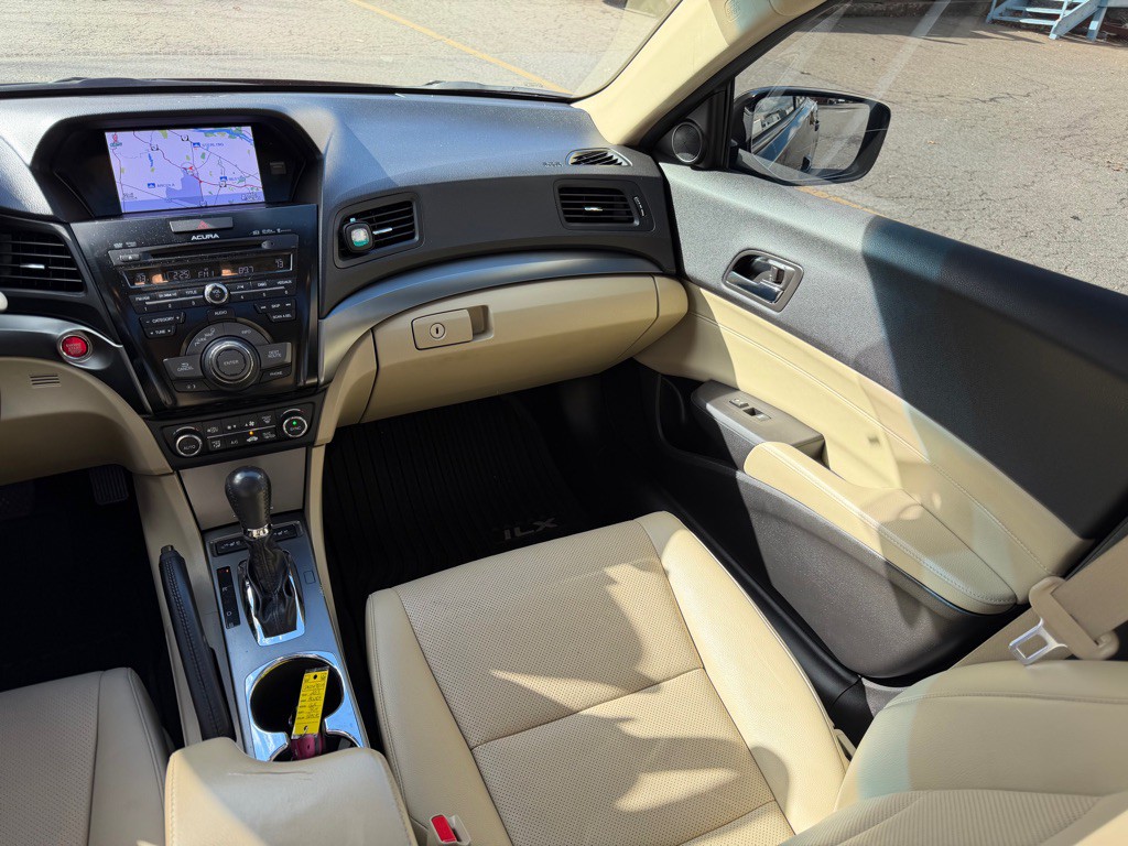 2013 Acura ILX Image 27
