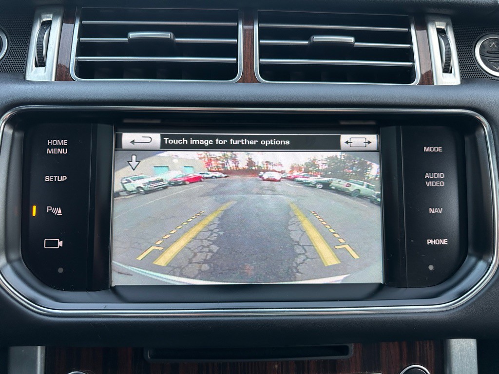 2015 Land Rover Range Rover Image 16