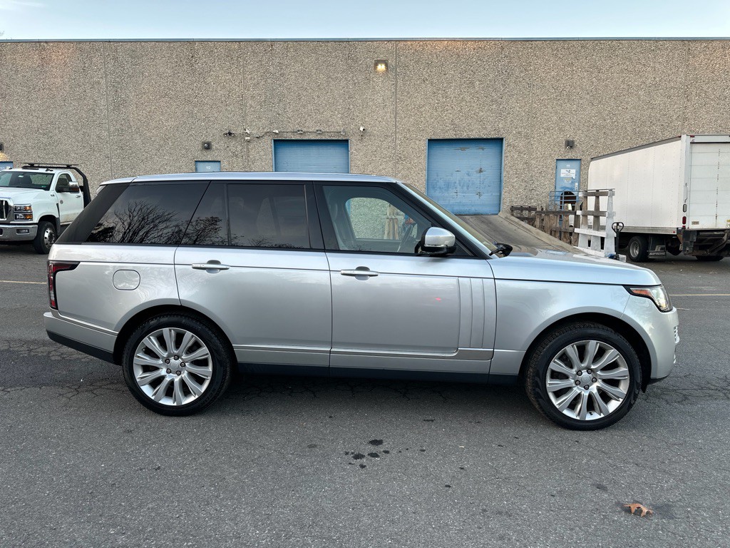 2015 Land Rover Range Rover Image 4