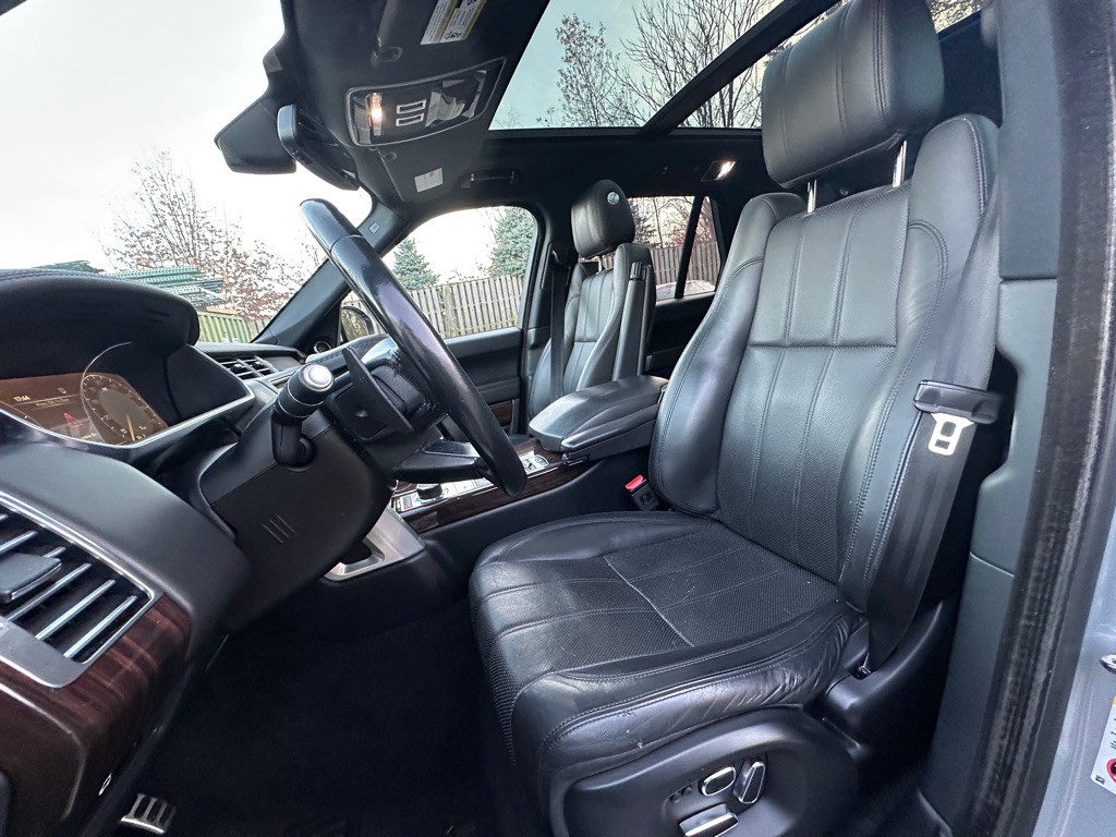 2015 Land Rover Range Rover Image 10