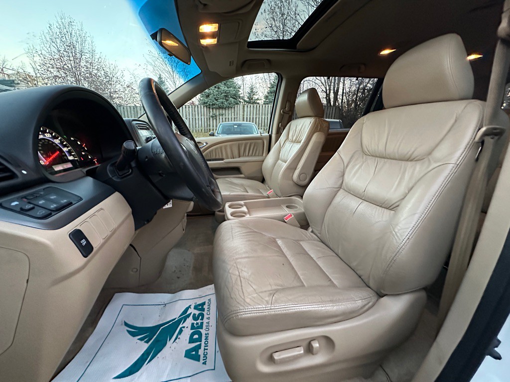 2007 Honda Odyssey Image 8