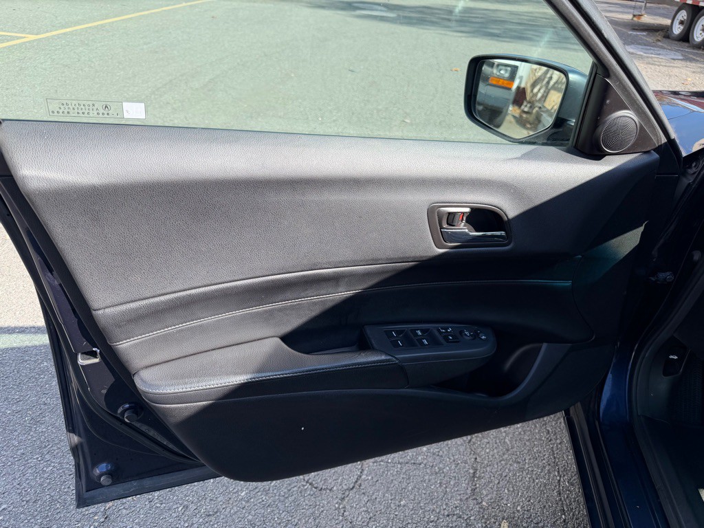 2014 Acura ILX Image 9