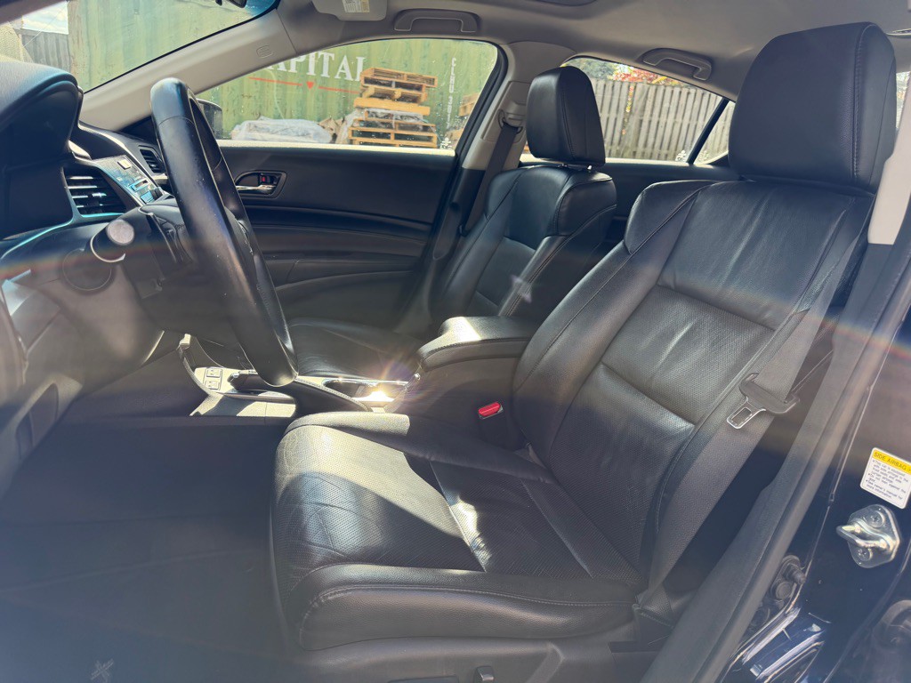 2014 Acura ILX Image 11