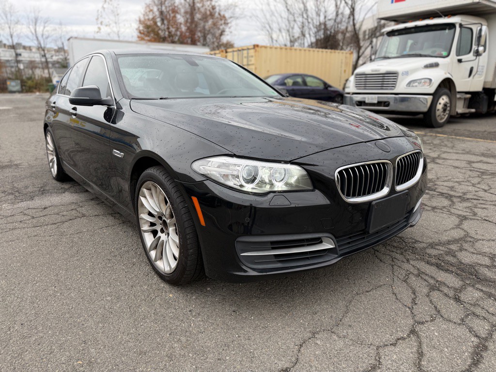 2014 BMW 5 Series Image 3