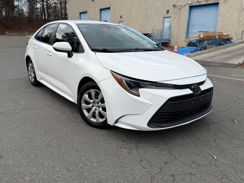 2023 Toyota Corolla Image 3