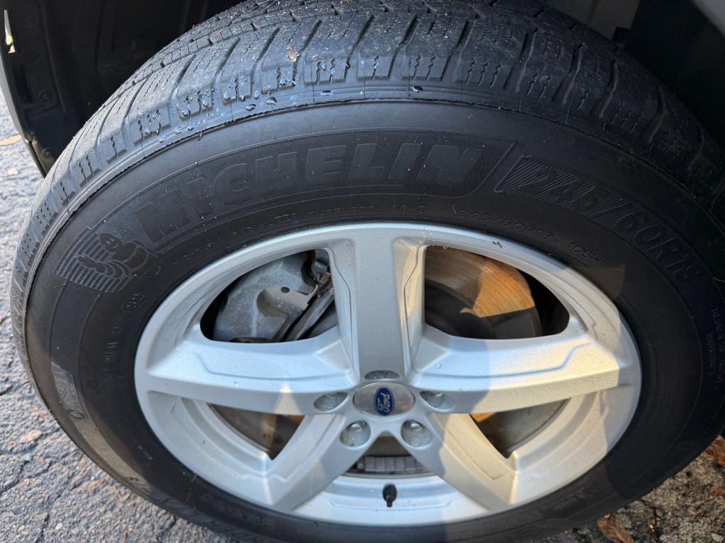 2017 Ford Explorer Image 19