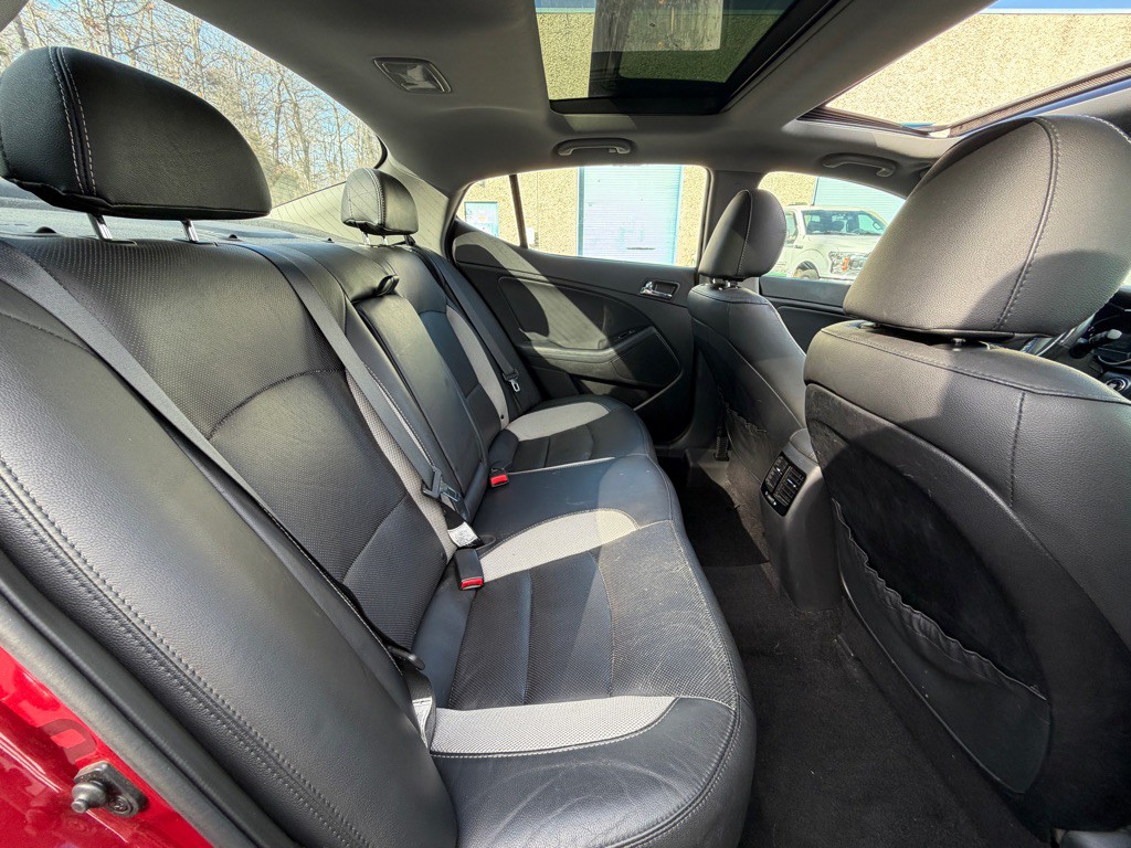 2013 Kia Optima Image 16