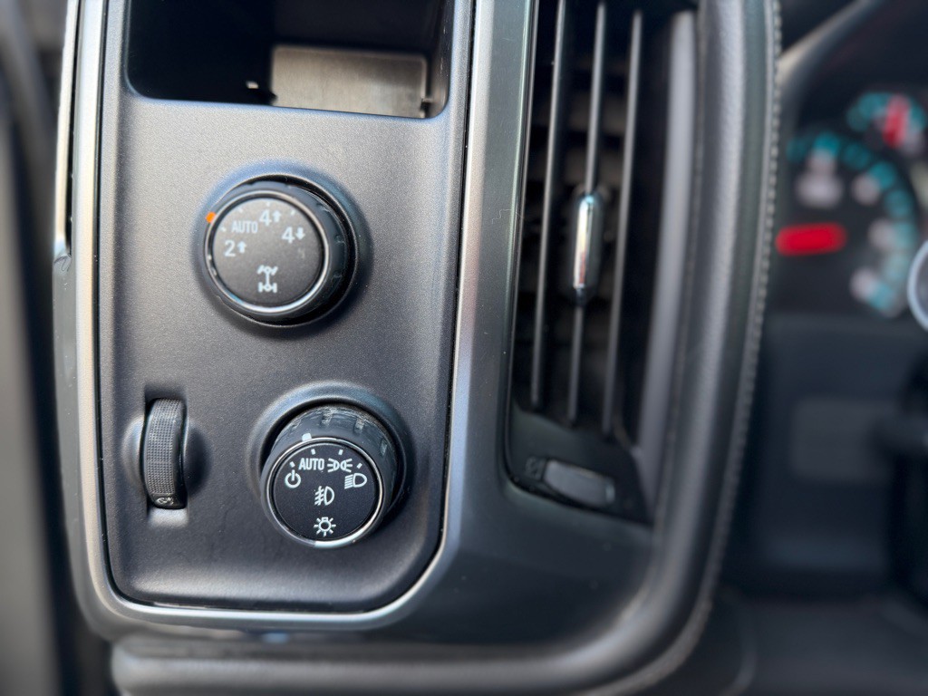 2015 Chevrolet Silverado 1500 Image 15