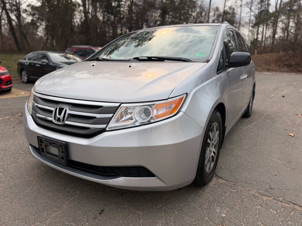 2011 Honda Odyssey Image 1