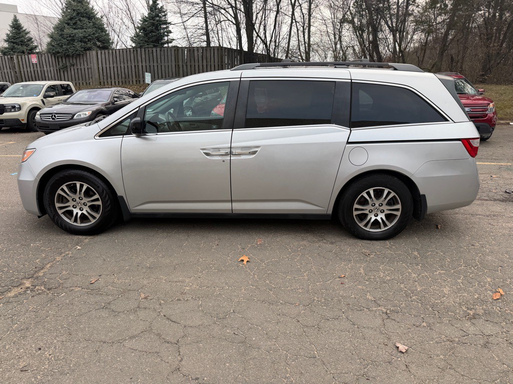 2011 Honda Odyssey Image 7
