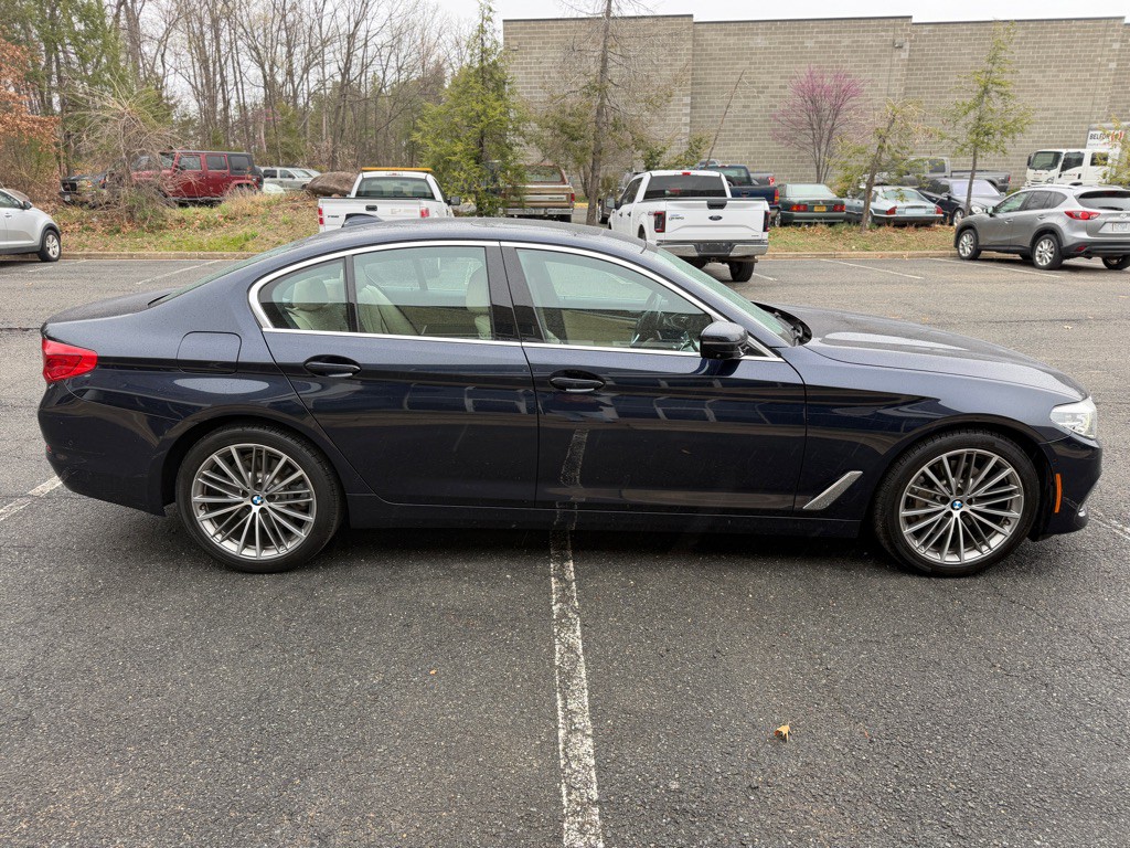 2019 BMW 5 Series Image 3