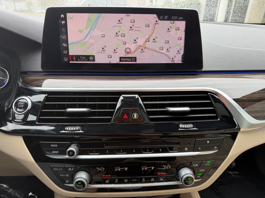 2019 BMW 5 Series Image 12