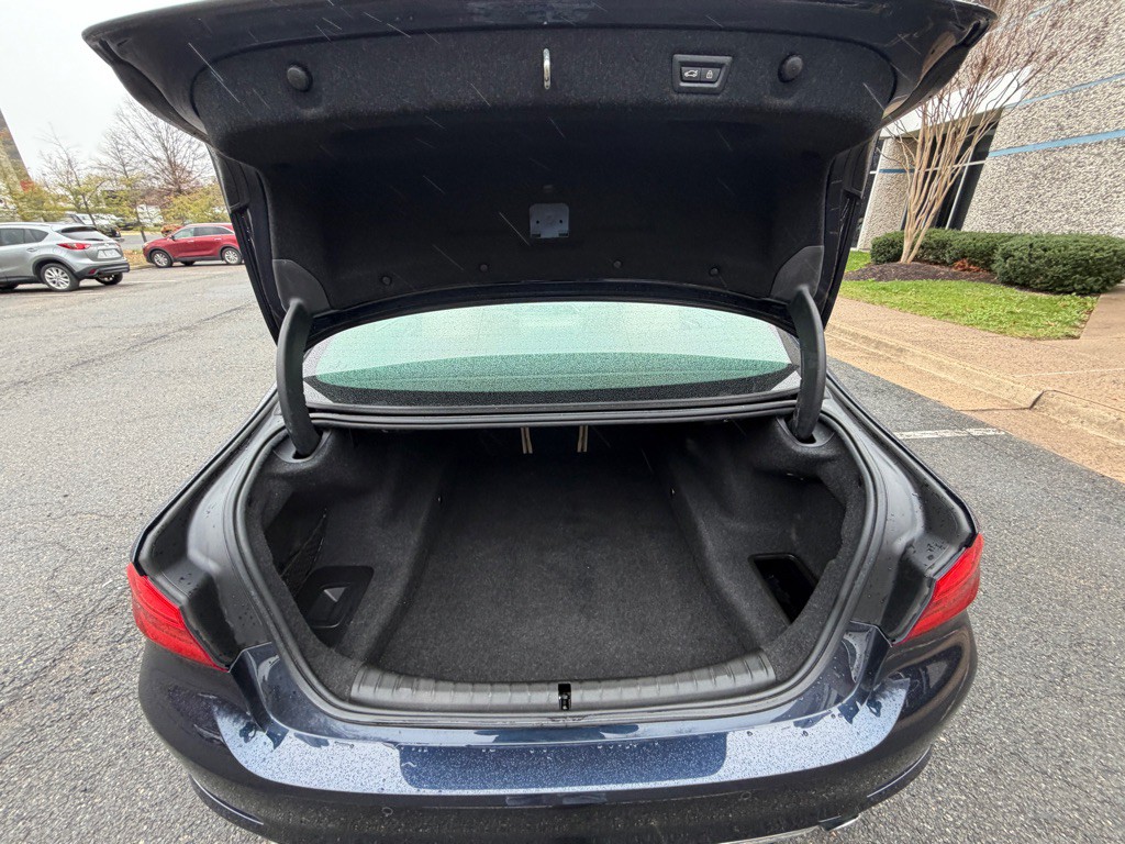 2019 BMW 5 Series Image 18