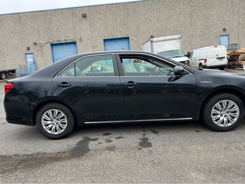 2012 Toyota Camry Image 4