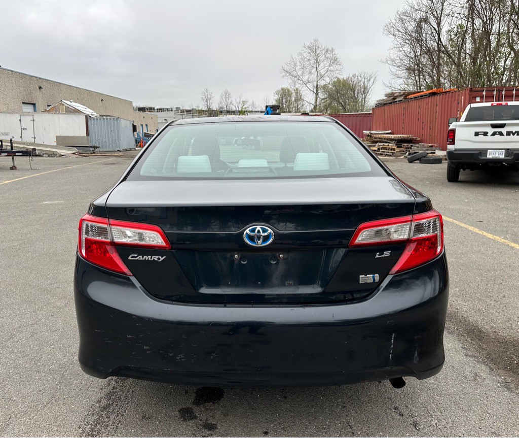 2012 Toyota Camry Image 6