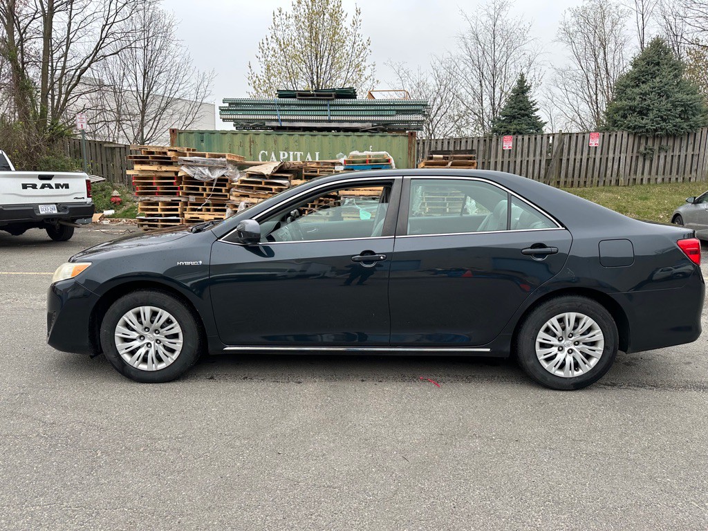 2012 Toyota Camry Image 8
