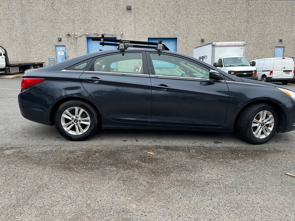 2012 Hyundai Sonata Image 4