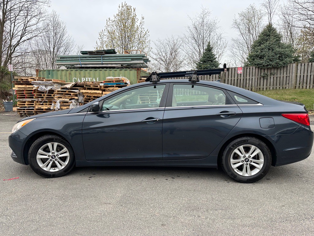 2012 Hyundai Sonata Image 8