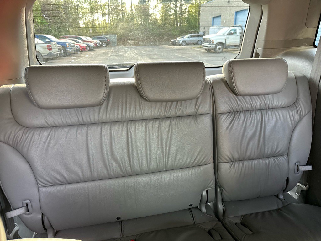 2010 Honda Odyssey Image 12