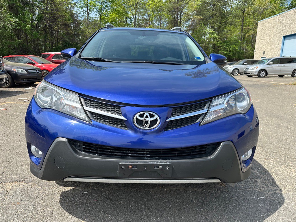 2015 Toyota Rav4 Image 1