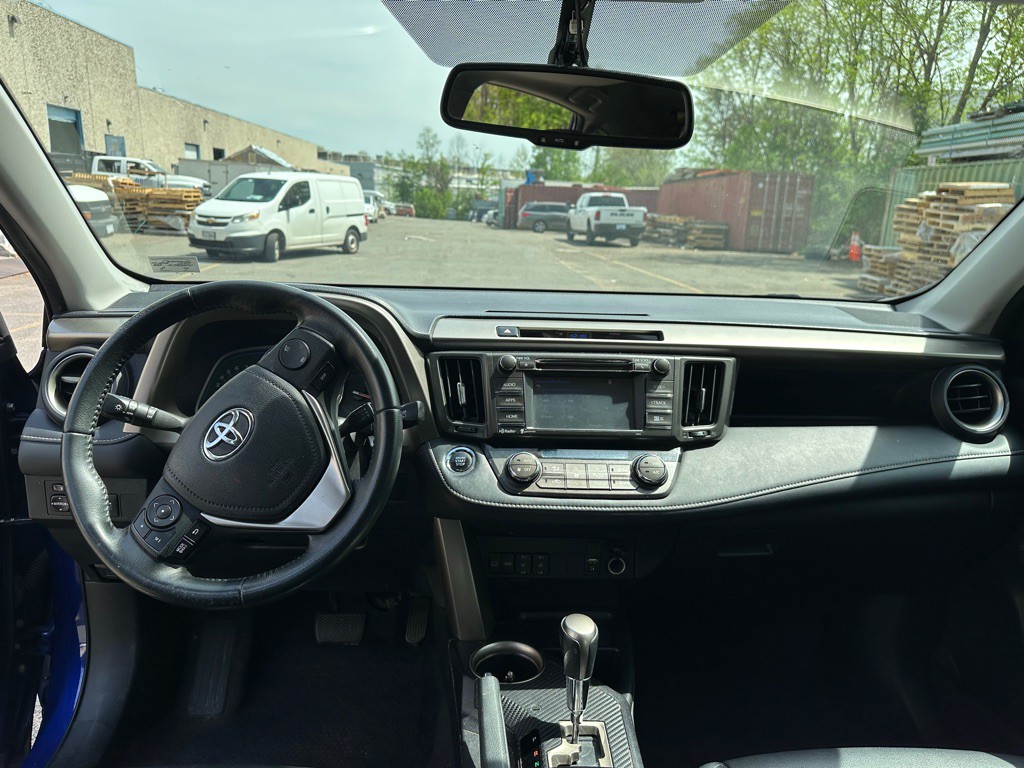 2015 Toyota Rav4 Image 10