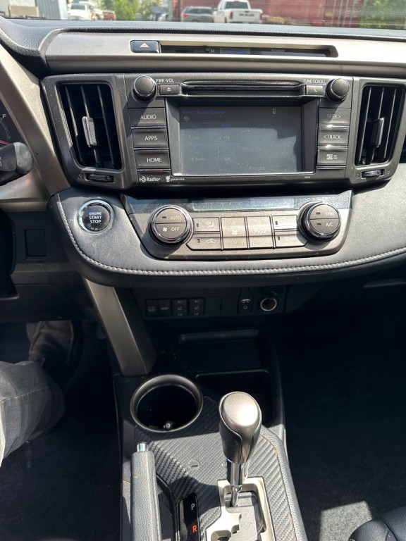 2015 Toyota Rav4 Image 15